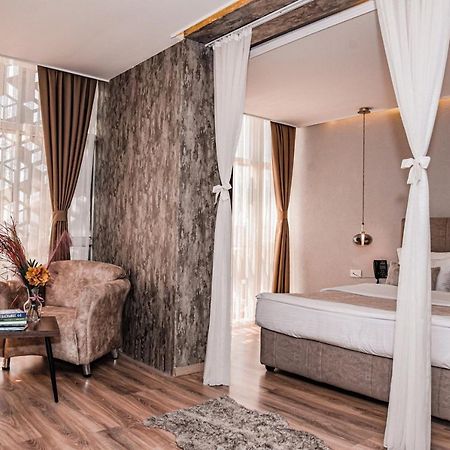 Hotel Driada Gjakova Esterno foto