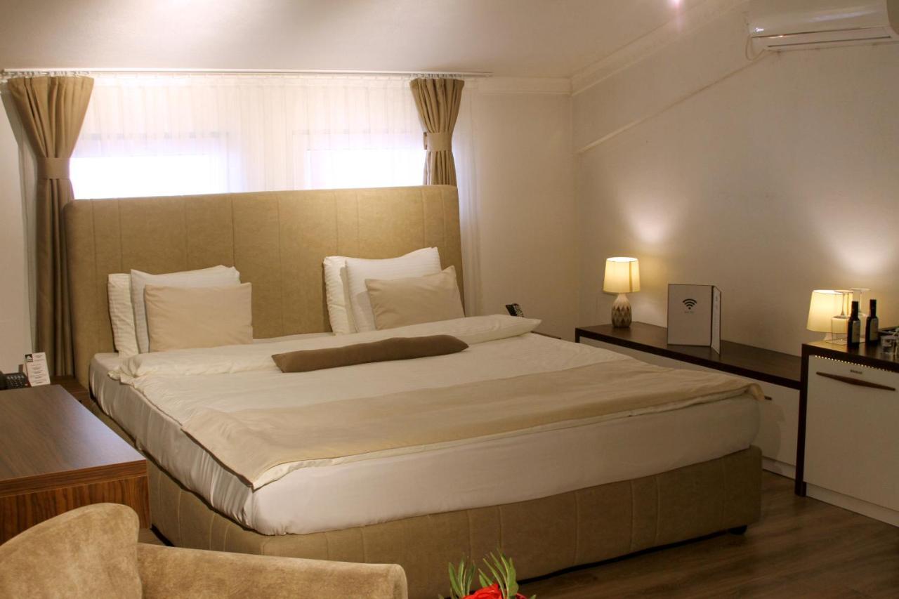Hotel Driada Gjakova Esterno foto