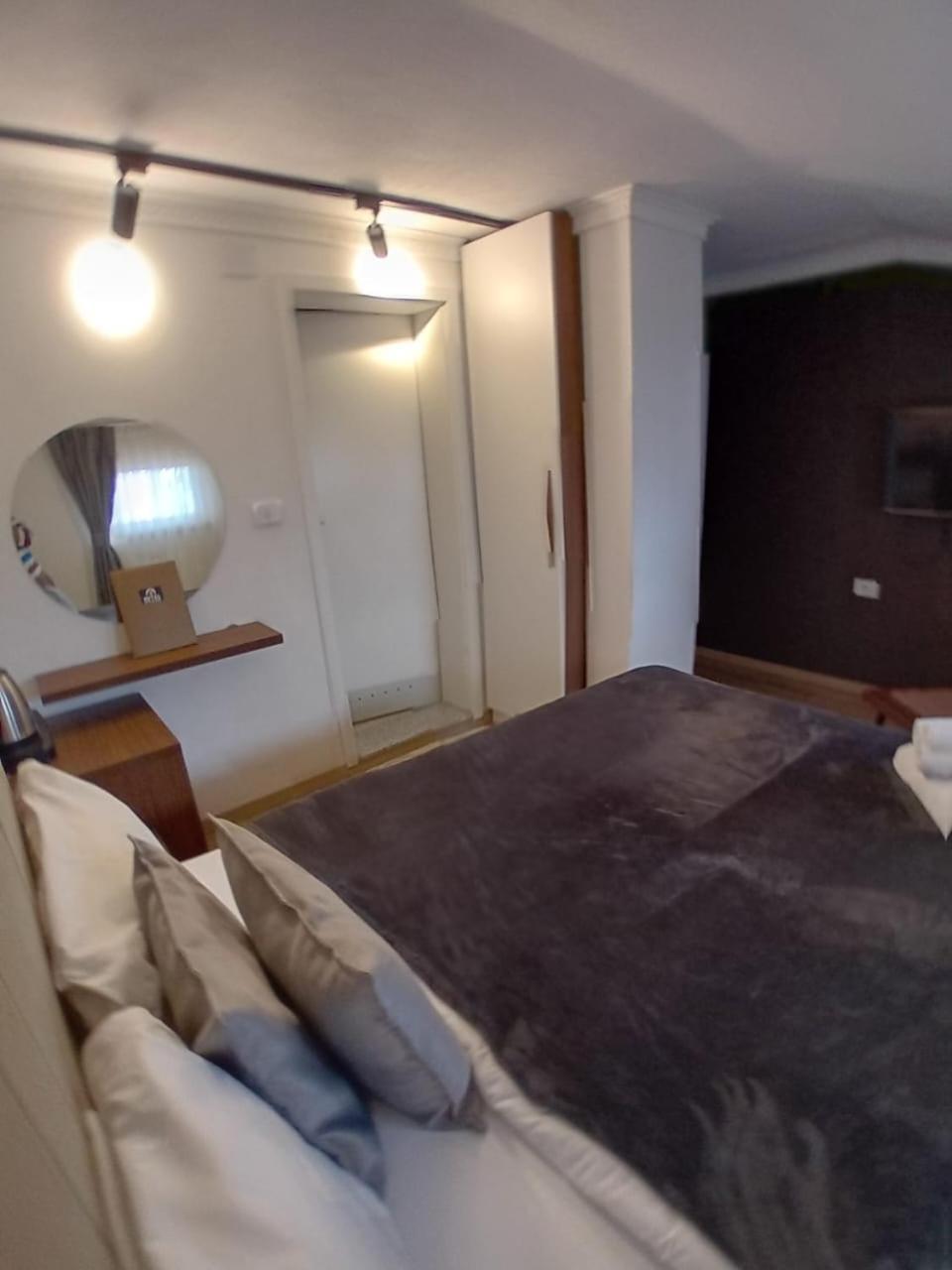 Hotel Driada Gjakova Esterno foto